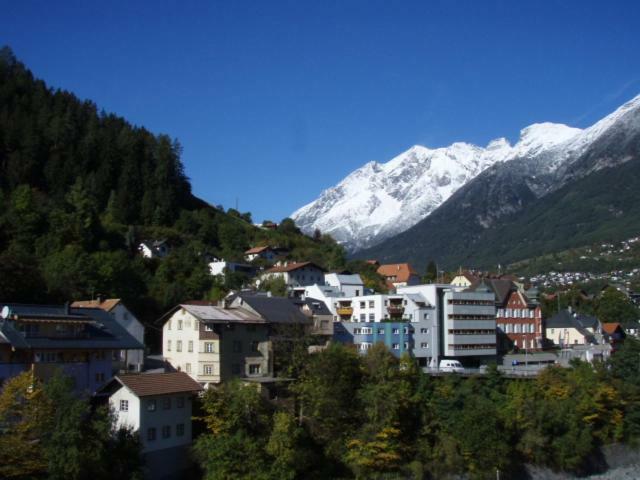 Schwarzer Adler Hotel Landeck Exterior photo